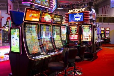superwin303 Relax Gaming roulette table with live dealer and betting interface